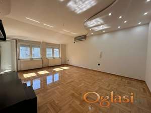 ČETVOROSOBAN STAN U BANATIĆU - 4.0 - 83m2